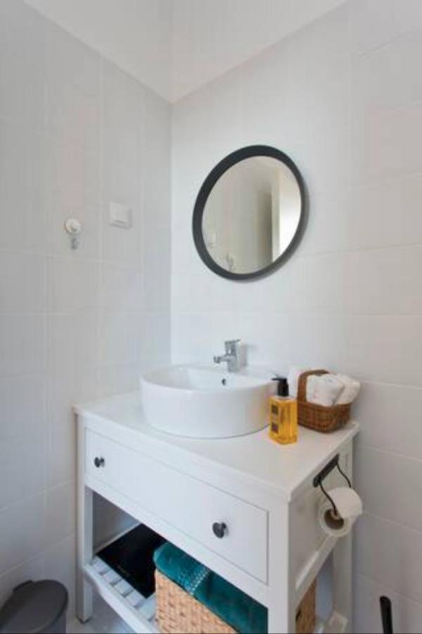 Urban Cabin บีลาโนวาเดกายา ภายนอก รูปภาพ